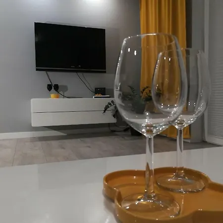 Apartmán Z Widokiem Na Jezioro Niegocin