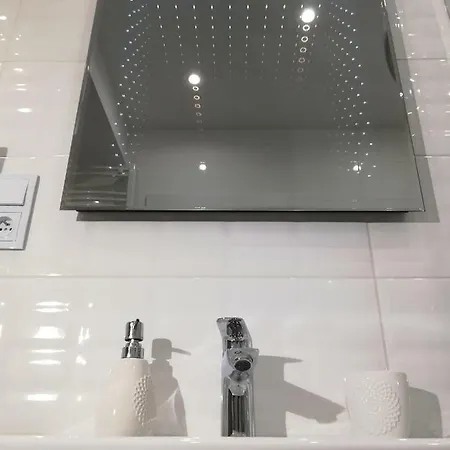 Z Widokiem Na Jezioro Niegocin Apartmán *